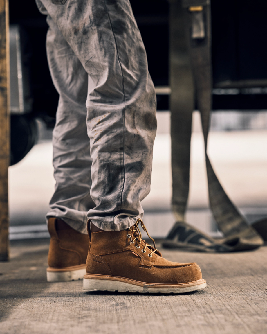 Professional Composite Moc Toe Work Boot